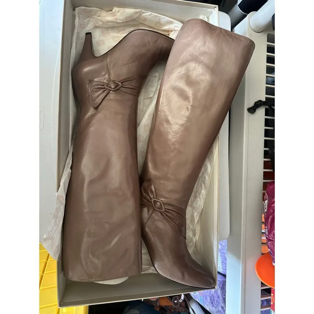 Vintage BRUNO MAGLI Women's Brown Leather Side Zipper Heel Boots Size 7.5